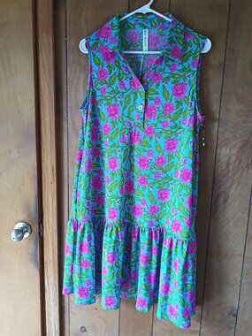 Dear Scarlett Floral Dress Size Large NWT Bright Pink Green Sleeveless Stretch